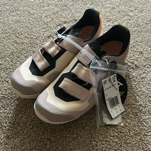 Size 8 Womens Adidas Five Ten 5.10 Kestrel BOA Mountain Bike Beige